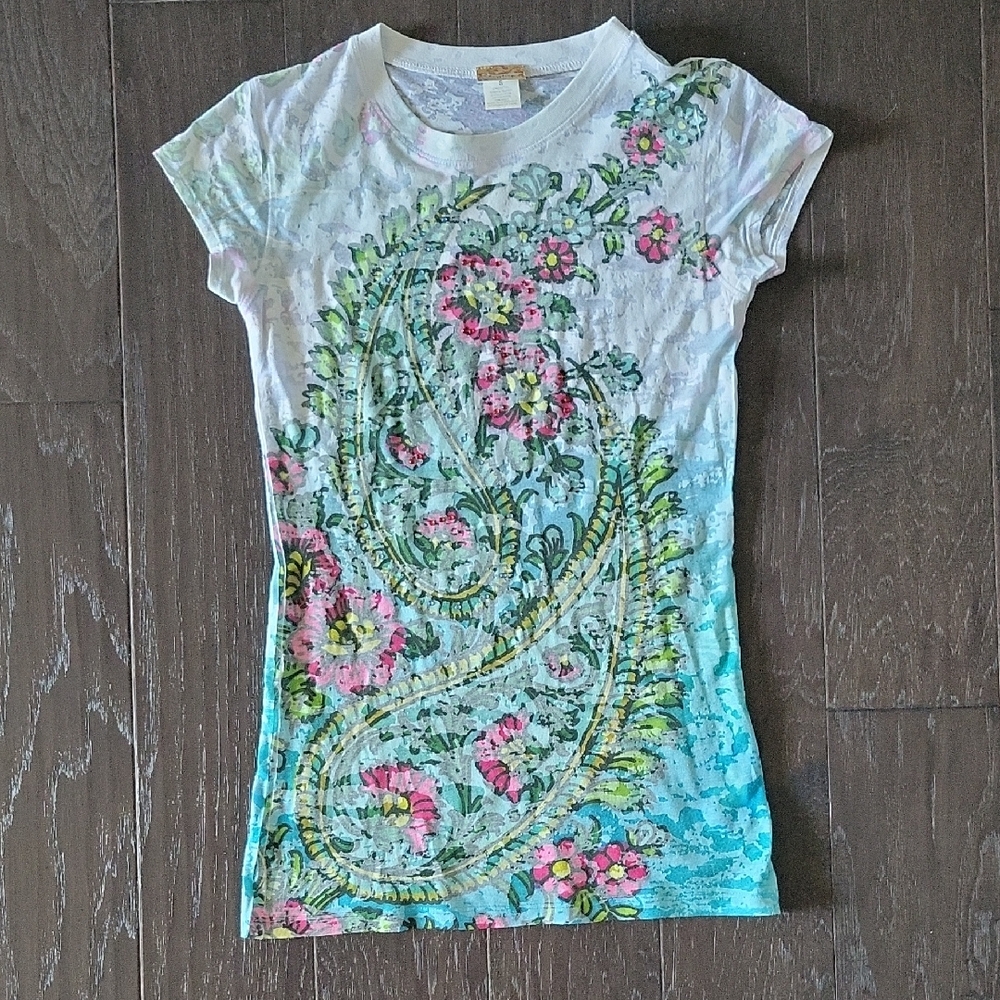 Vintage Daytrip Floral Paisley Short Sleeve Tee